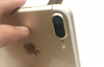 iPhone 8 sẽ khiến 15.000 công ty sửa chữa smartphone tại Mỹ mất việc như thế nào?